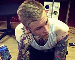 Сын Елены Яковлевой шокирует количеством татуировок