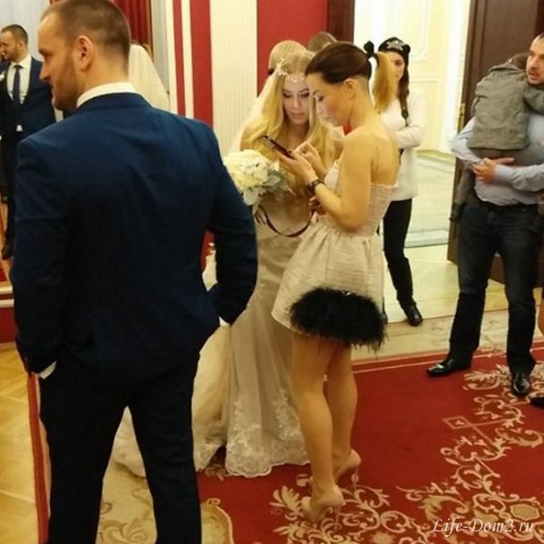 Юлия Щаулина и Алексей Самсонов сыграли свадьбу. Фотоотчет