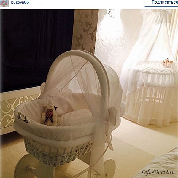 Ольга Бузова выбрала детскую кроватку для младенца