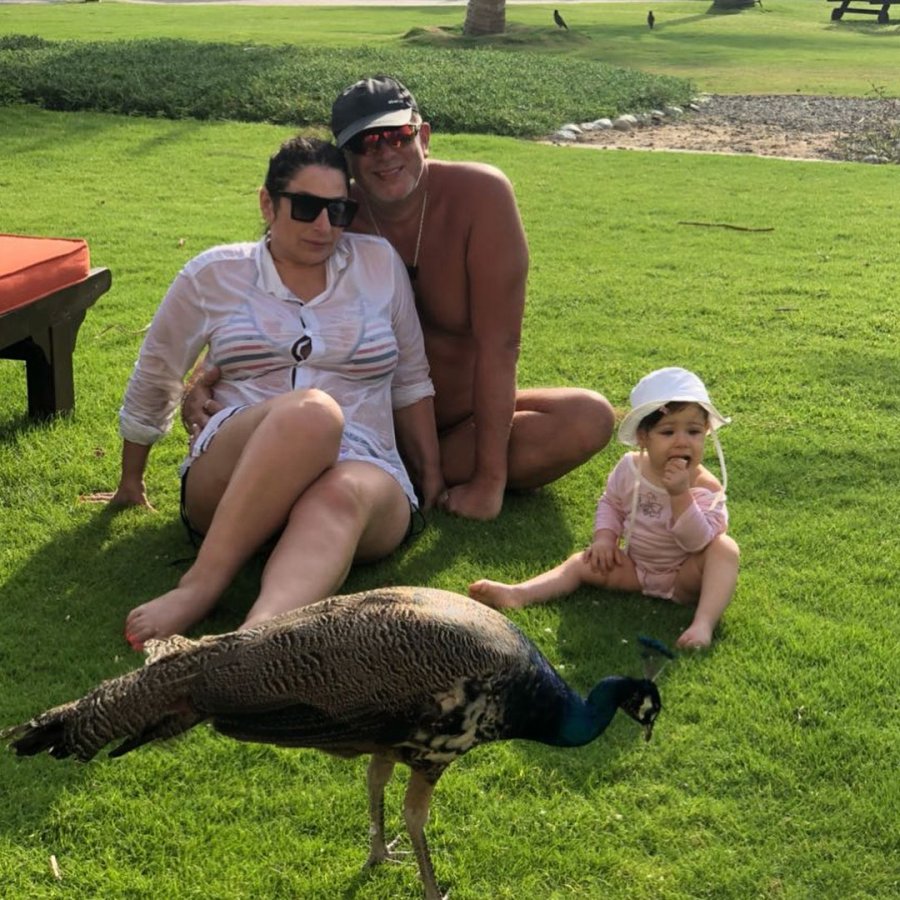 Тата Блюменкранц вместе с мамой и маленькой Бетти на отдыхе в Дубае