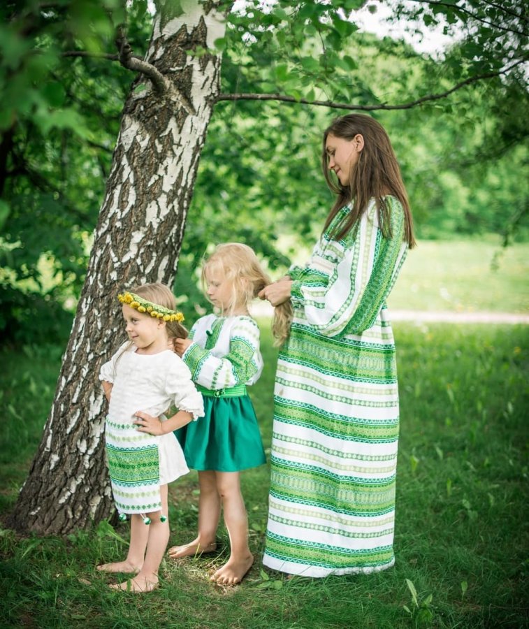 Красивая фотосессия Марии Адоевцевой с дочками Варей и Лизой