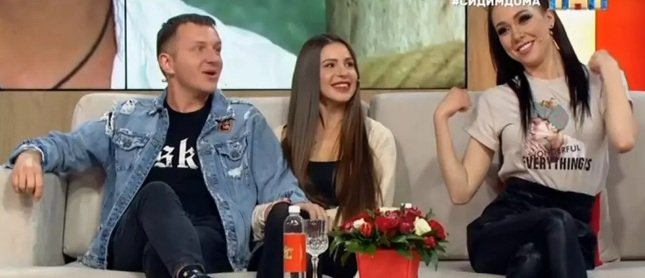 Родители Богдана Савкина завидуют семейству Рапунцелей