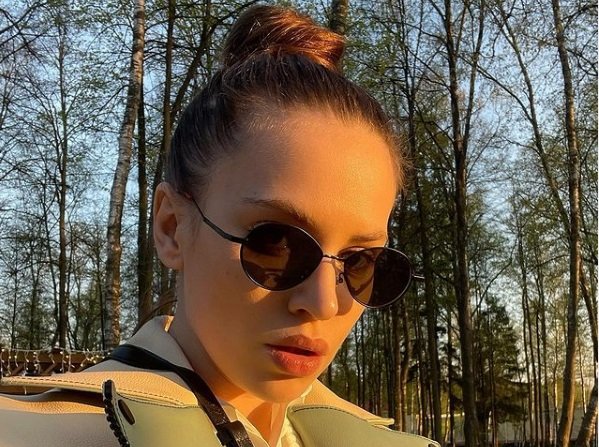 Саша Артемова снова разводится с мужем